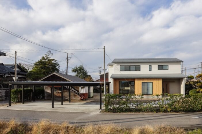 2つの暮らしが緩やかに重なる二世帯の家